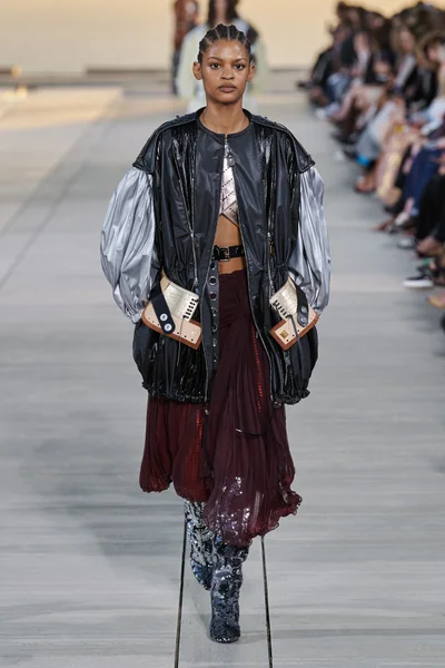 Look 42